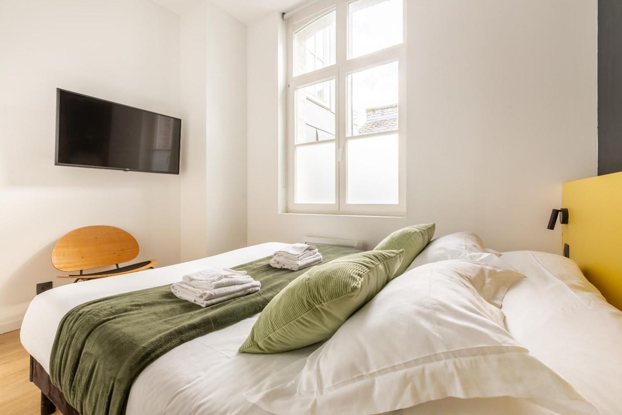 เลอ ชาต์ กีดอร์ - วิเยอ ลีล 2 Apartment ลีลล์ ภายนอก รูปภาพ