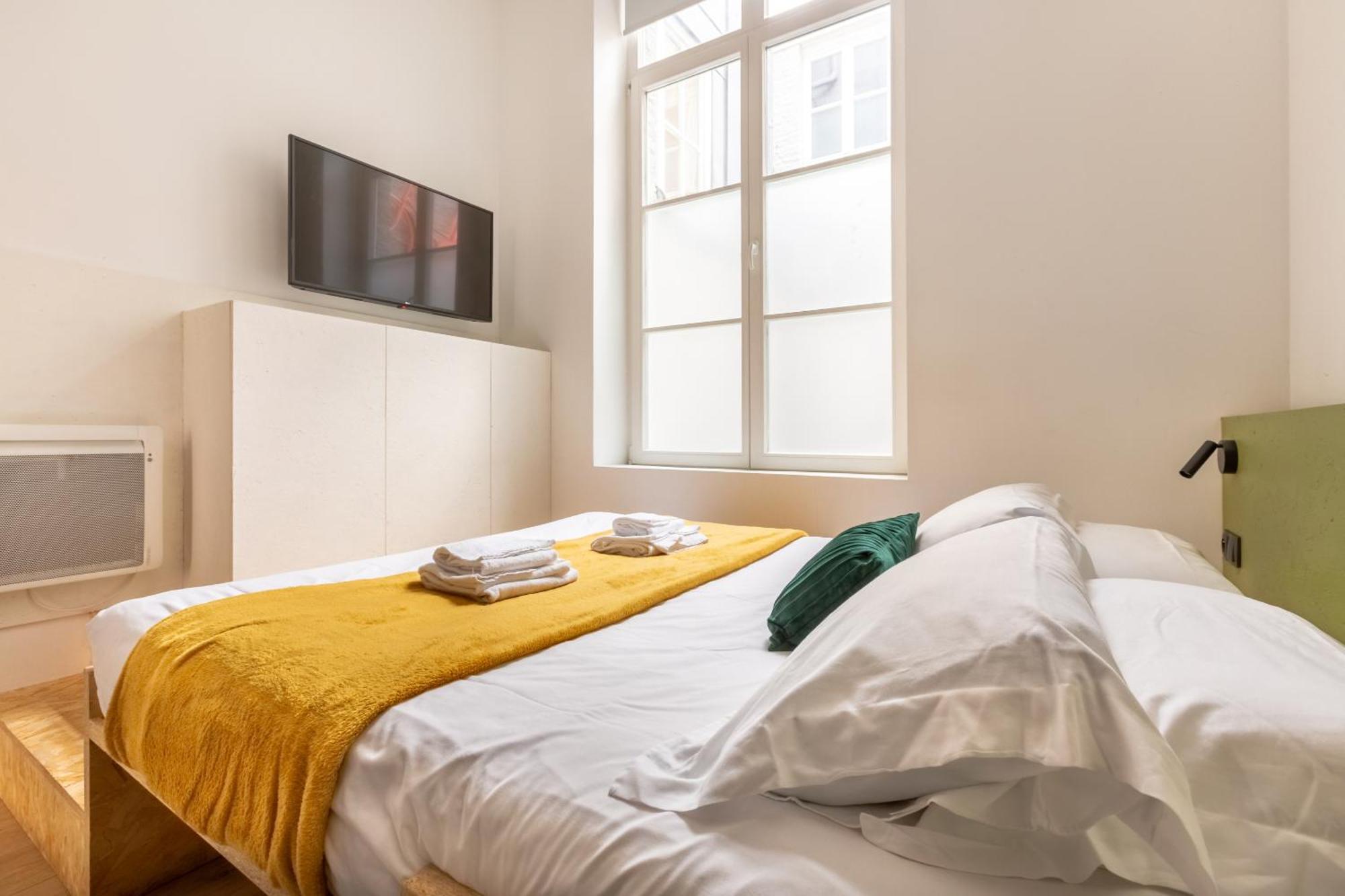 เลอ ชาต์ กีดอร์ - วิเยอ ลีล 2 Apartment ลีลล์ ภายนอก รูปภาพ